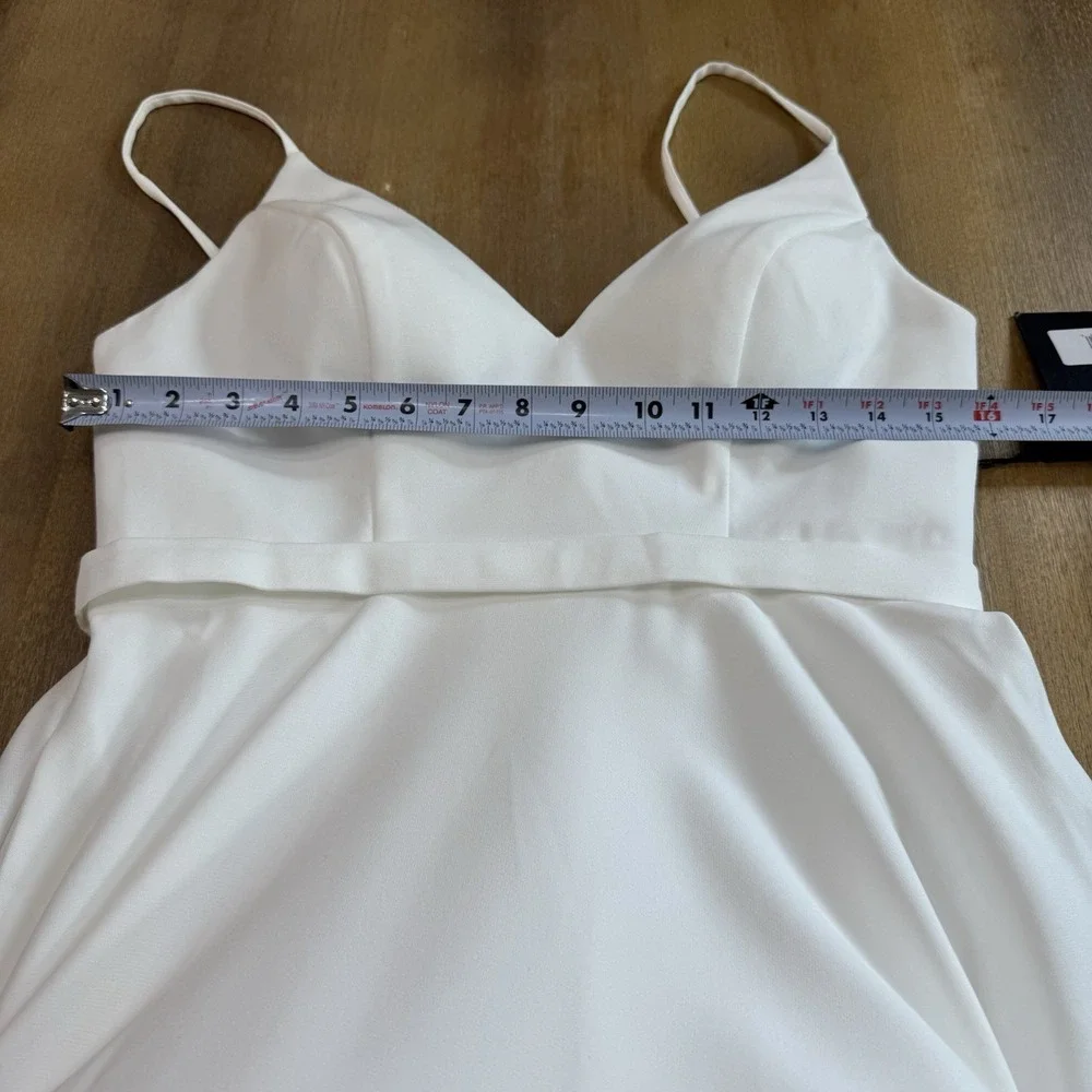 Mac Duggal 48855 Size 6 White‎ V-Neck A-Line Gown - Picture 6 of 12
